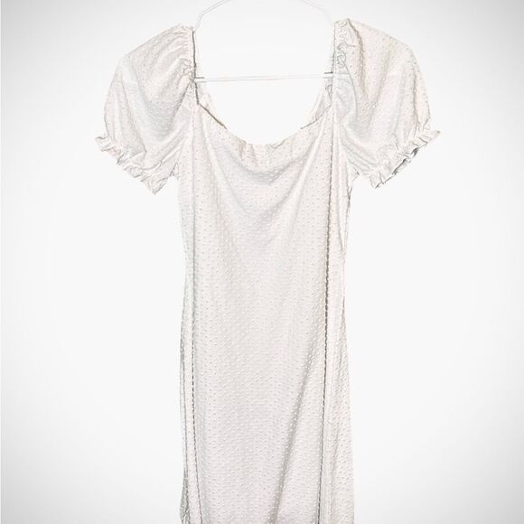 White Textured Dress - Picture 3 of 4